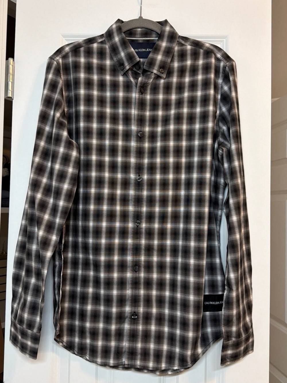 Calvin Klein Black & Gray Plaid Button-Down Shirt